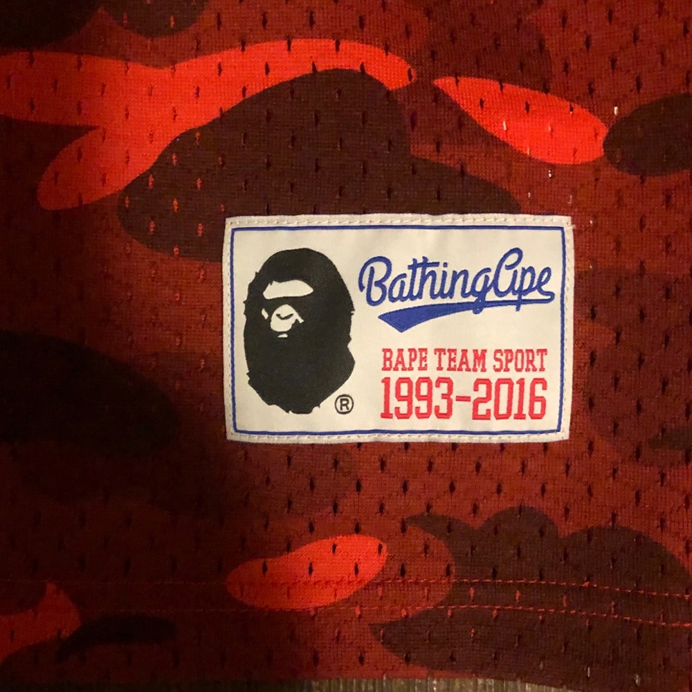 Bape x Mitchell and Ness ‘16 Red Camo Jersey 🔥 - Picture 4 of 7